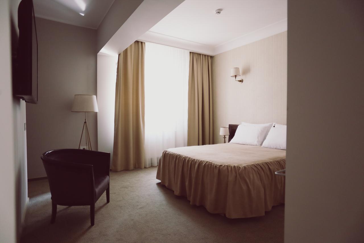 C&C Residence Hotel Bacau Luaran gambar